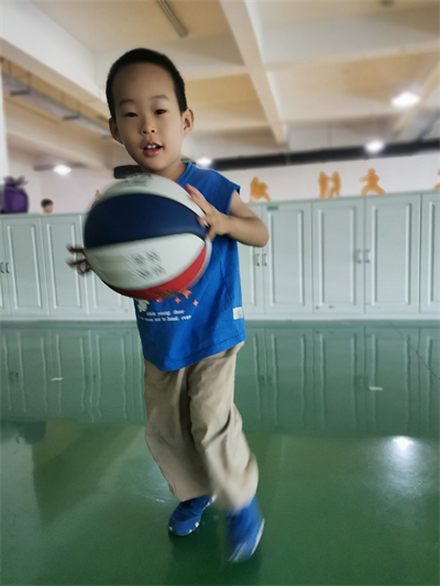 孙弘洋.jpg